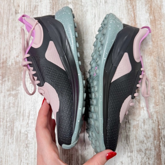 Lululemon Blissfeel Trail Running Shoes Mink Berry/Black (6) - Picture 3 of 5